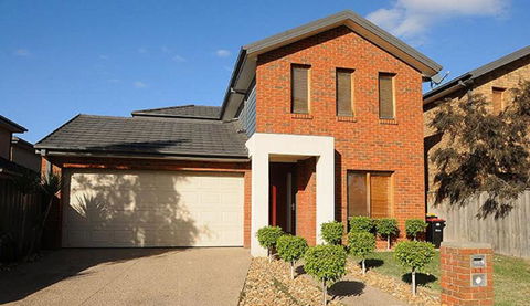 Pampas Grass Homestay A - St Kilda Accommodation 0