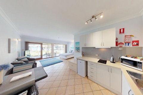 Paradise Beach Apartments - St Kilda Accommodation 3