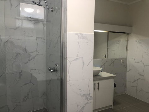 Parkside Inn Motel - St Kilda Accommodation 2