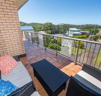 Pet Friendly Lentara St 8 - Fingal Bay