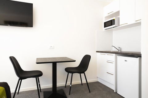 Petrie Mill Motel - St Kilda Accommodation 3