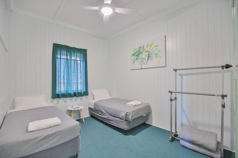 Pleasant Place To Stay Near The Park + FREE WiFi - St Kilda Accommodation 3