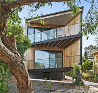 POINT BREAK  NEW LISTING 2019  - St Kilda Accommodation