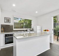 Point Roadknight Villa 3 - St Kilda Accommodation