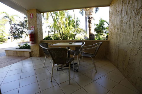 Point Samson Resort - St Kilda Accommodation 2
