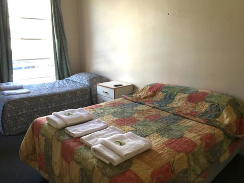Port Macquarie Hotel - St Kilda Accommodation 3