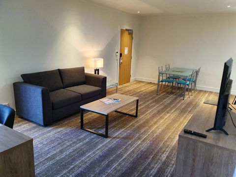 Porter's Plainland Hotel - St Kilda Accommodation 2