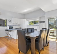 Poseidon - St Kilda Accommodation