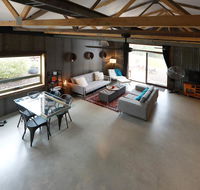 Powerhouse  Eagles Rise - St Kilda Accommodation
