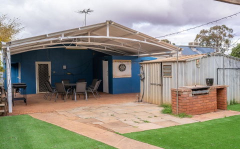 Prospectors Carriage House - St Kilda Accommodation 3