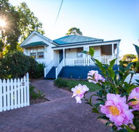 Queen Bee Cottage Milton - St Kilda Accommodation