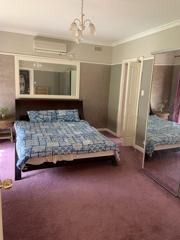 Heidelberg Heights VIC St Kilda Accommodation