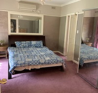 Rebecca self service guest house walk to La Trobe Uni - St Kilda Accommodation