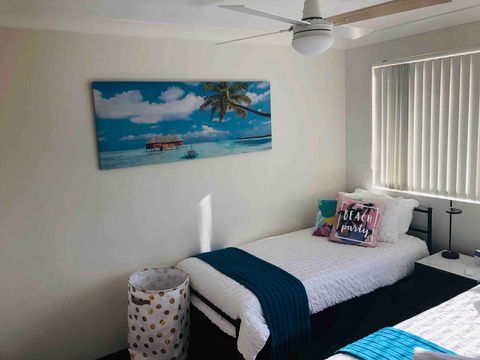 Relaxing Escape! In The Heart Of Broadbeach - Transport, Casino, Free Wifi And Netflix - St Kilda Accommodation 1