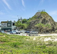Rigi on Currumbin Beach - St Kilda Accommodation