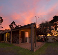 Rockbank Retreat - St Kilda Accommodation