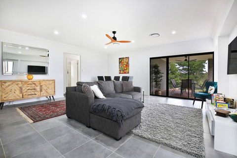 Rockwall - Pet-Friendly - Fire Pit - St Kilda Accommodation 0