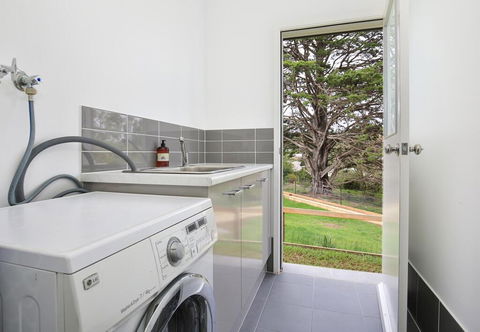 Rockwall - Pet-Friendly - Fire Pit - St Kilda Accommodation 1