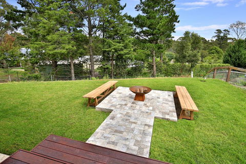 Rockwall - Pet-Friendly - Fire Pit - St Kilda Accommodation 3