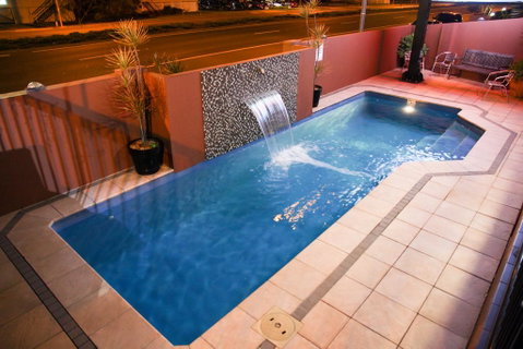 Rocky Resort Motor Inn - St Kilda Accommodation 3