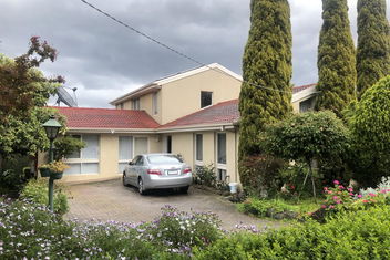 Rose Bed And Breakfast with St Kilda Accommodation