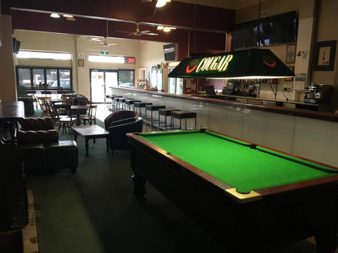 Royal Exchange Hotel - St Kilda Accommodation 1