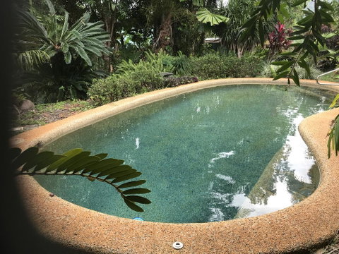 Royal Palm Cottage, Entire Two Bedroom 2 Bathroom House With Pool - St Kilda Accommodation 2