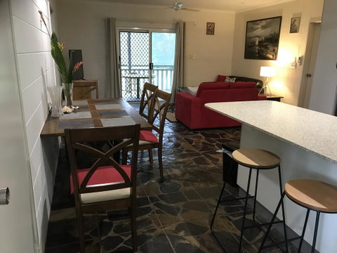 Royal Palm Cottage, Entire Two Bedroom 2 Bathroom House With Pool - St Kilda Accommodation 1