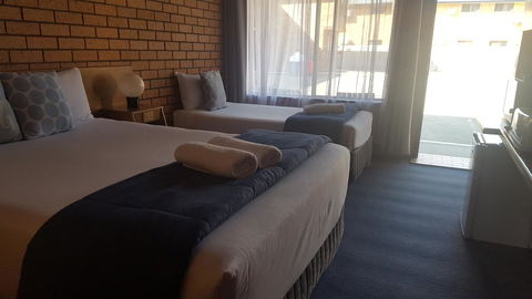 Royal Palms Motor Inn - St Kilda Accommodation 2