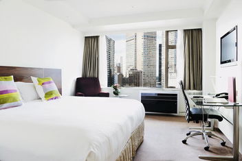 Rydges Melbourne with St Kilda Accommodation