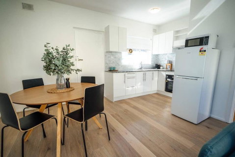 Sahara On Anzac-Close To Airport, City & Beach! - St Kilda Accommodation 2