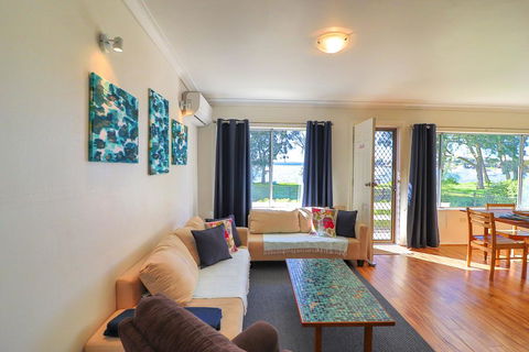 Sail N Surf - St Kilda Accommodation 2