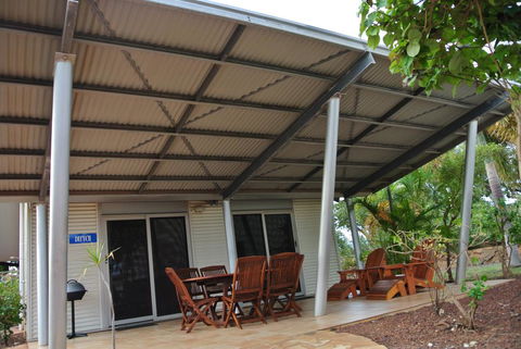 Samson Beach Chalets - St Kilda Accommodation 3