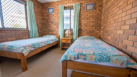 San Clemente Unit 4/24 Orvieto Terrace - St Kilda Accommodation 1