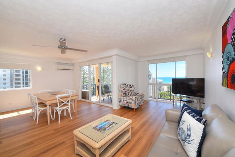 San Mateo On Broadbeach - St Kilda Accommodation 1