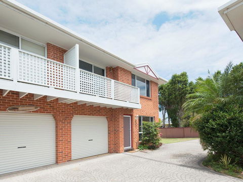 Sanctuary @ Fingal Bay - St Kilda Accommodation 3