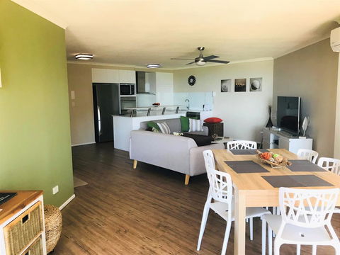 Sanctuary Beach Resort - St Kilda Accommodation 3
