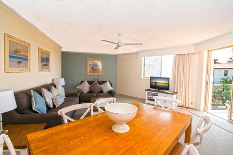 Sandcastles On Currumbin Beach - St Kilda Accommodation 3