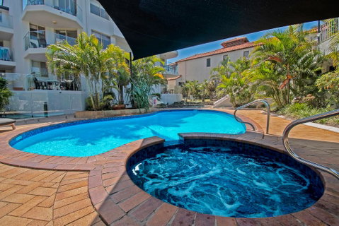 Sandcastles On Currumbin Beach - St Kilda Accommodation 1