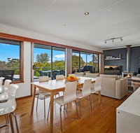 SEA URCHIN - beautiful Skenes Creek home - St Kilda Accommodation