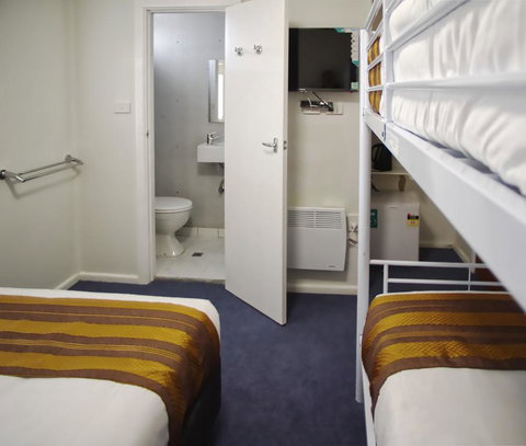 Selwyn Star Lodge - St Kilda Accommodation 2