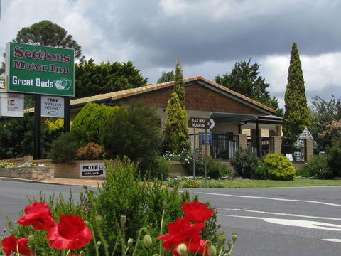 Settlers Motor Inn - St Kilda Accommodation 0
