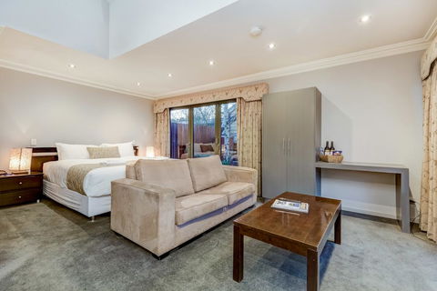 Seymours On Lydiard - St Kilda Accommodation 0