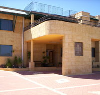 Shark Bay Views B  B - St Kilda Accommodation