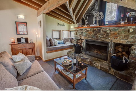 Sharpys Chalet - St Kilda Accommodation 1