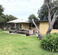 ShipleyPortsea walk to back beach - St Kilda Accommodation