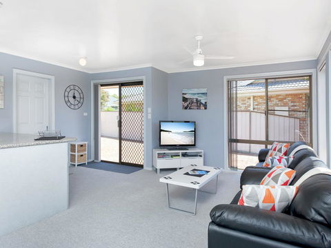 Shoreline Drive, Duplex 01,39, Little Pearl - St Kilda Accommodation 2