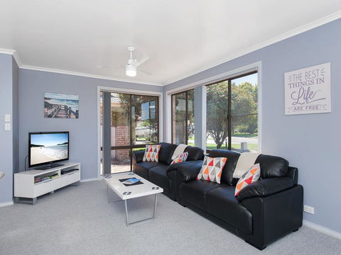 Shoreline Drive, Duplex 01,39, Little Pearl - St Kilda Accommodation 1