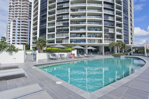 Sierra Grand Broadbeach - GCLR - St Kilda Accommodation 0