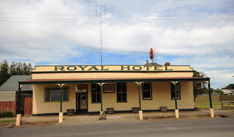 Snake Valley Hotel - St Kilda Accommodation 1